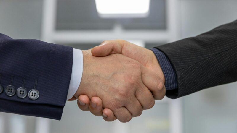 Cara Negosiasi Deal B2B yang Menguntungkan Kedua Pihak